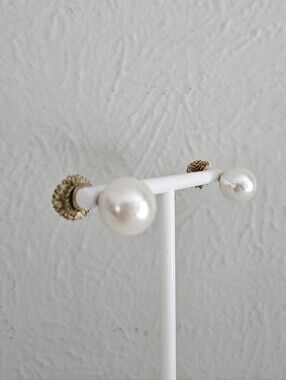 NWOT Sugarfix By Baublebar Double Ended Pearl/Gold Wire Dome Stud Earrings